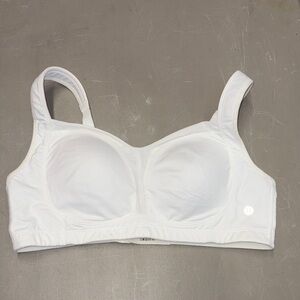 lululemon athletica White Molded-Cup Wireless Sports Bra